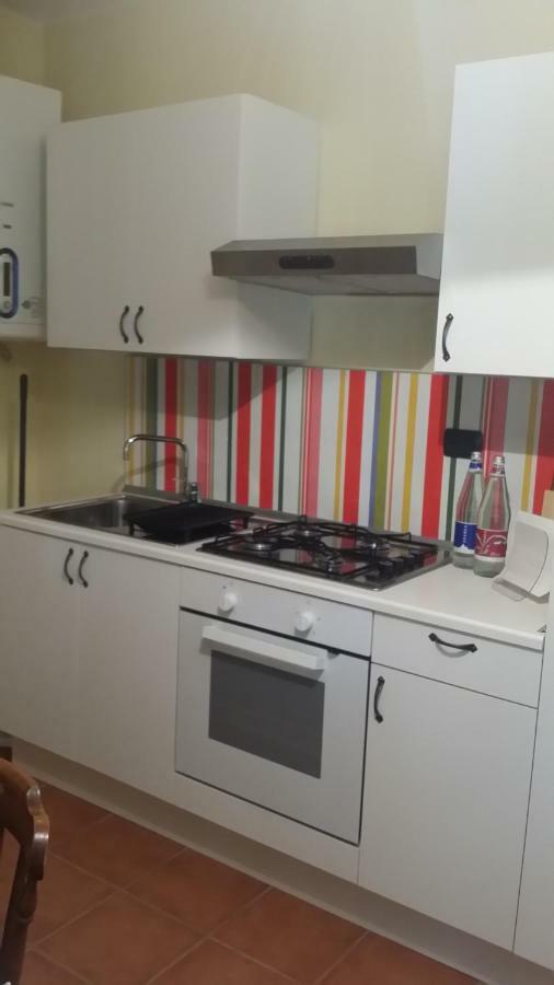 הוילה Montabone La Casa Di Valerio מראה חיצוני תמונה